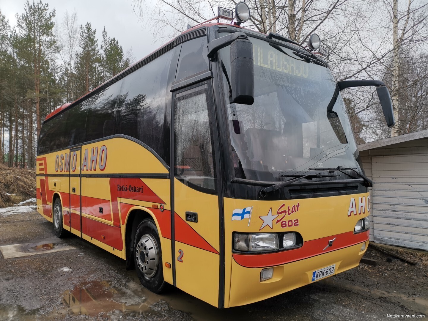 Delta Volvo B 10 M, Volvo 2001 - Matkailuauto - Nettikaravaani