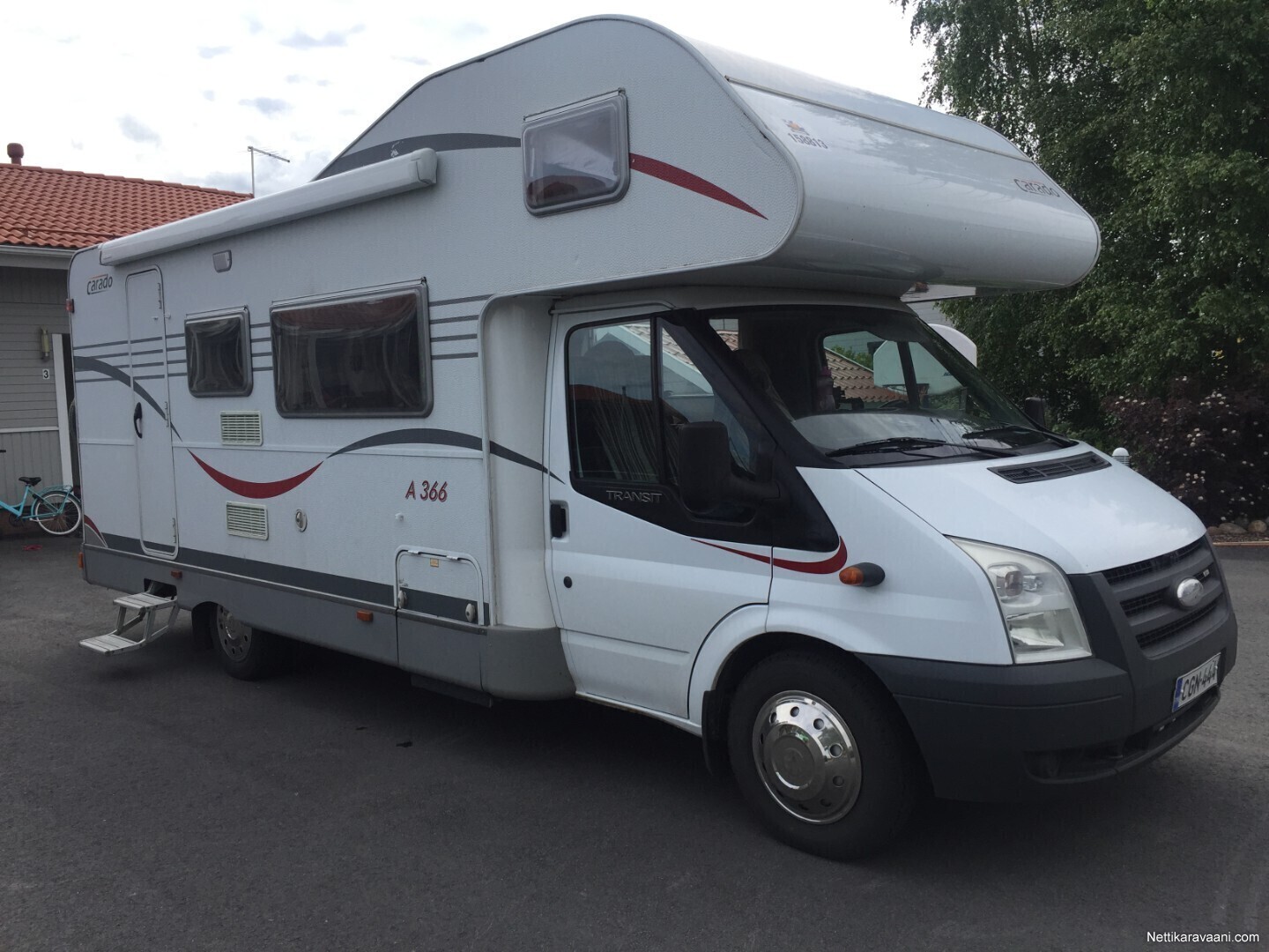 Ford transit carado