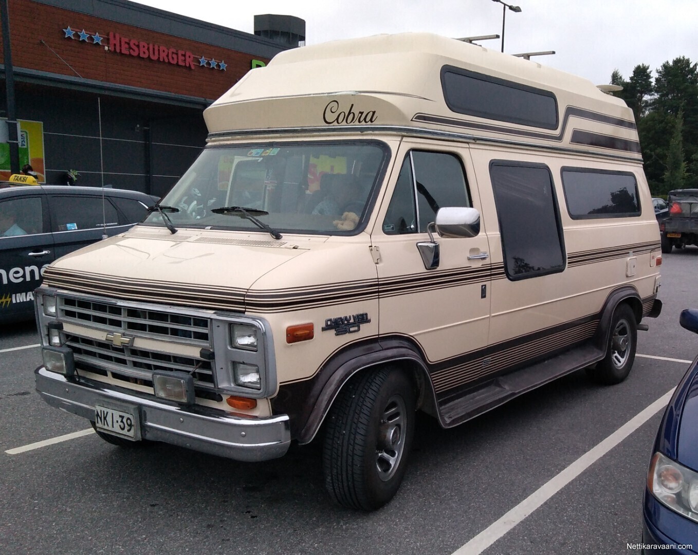 Cobra Chevy van V8 autom, Chevrolet 1991 Matkailuauto Alkovi Nettikaravaani