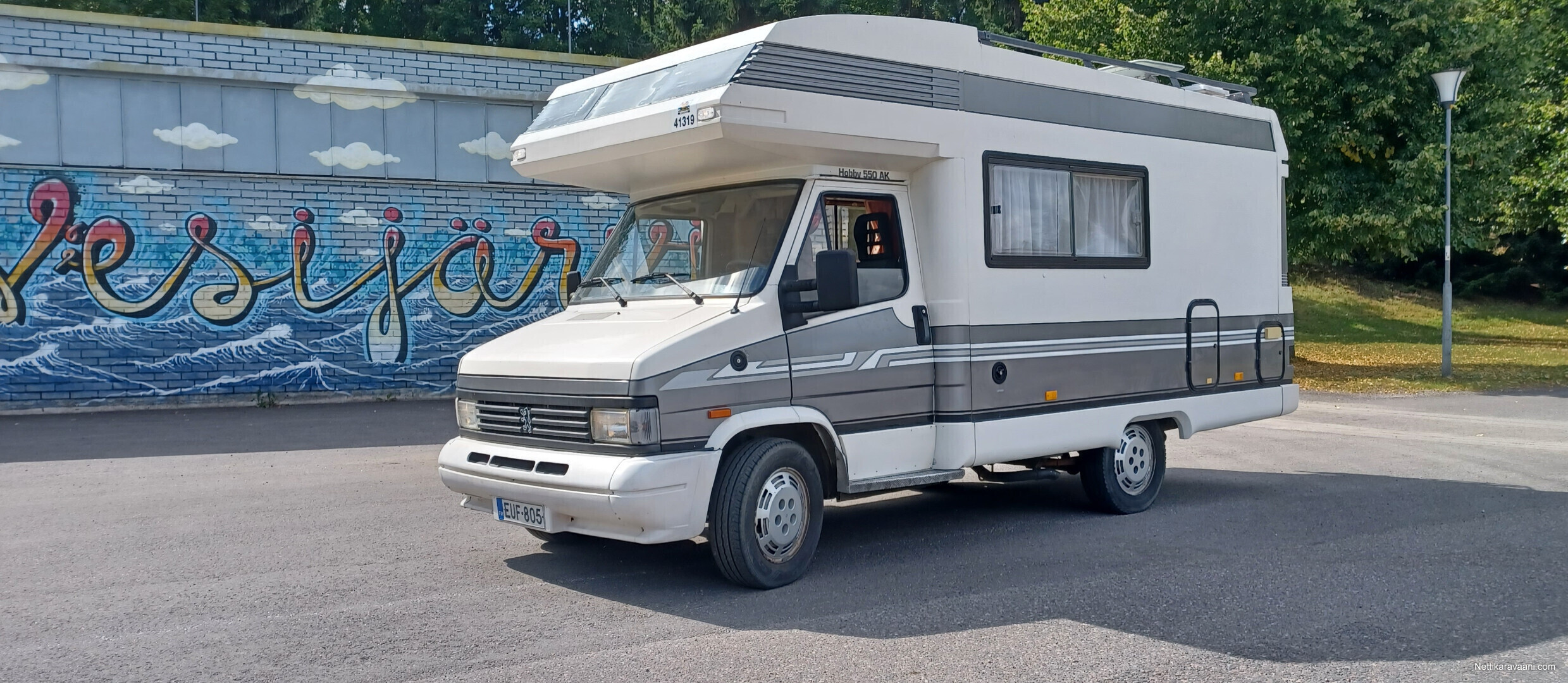 Hobby 550, Peugeot Vaihto halvempaan.. 1992 - Travel truck -  Semi-Intergrated - Nettikaravaani