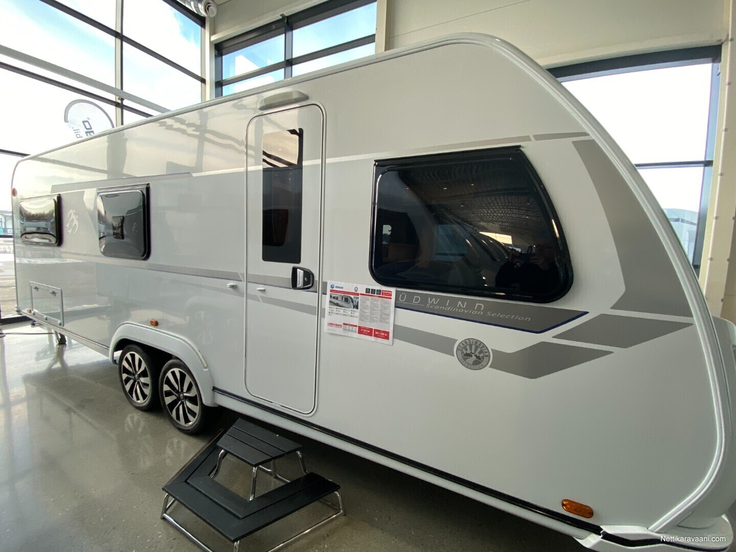 Knaus 650 SW 650 UDF Scandinavian Selection 2022 - Travel box ...
